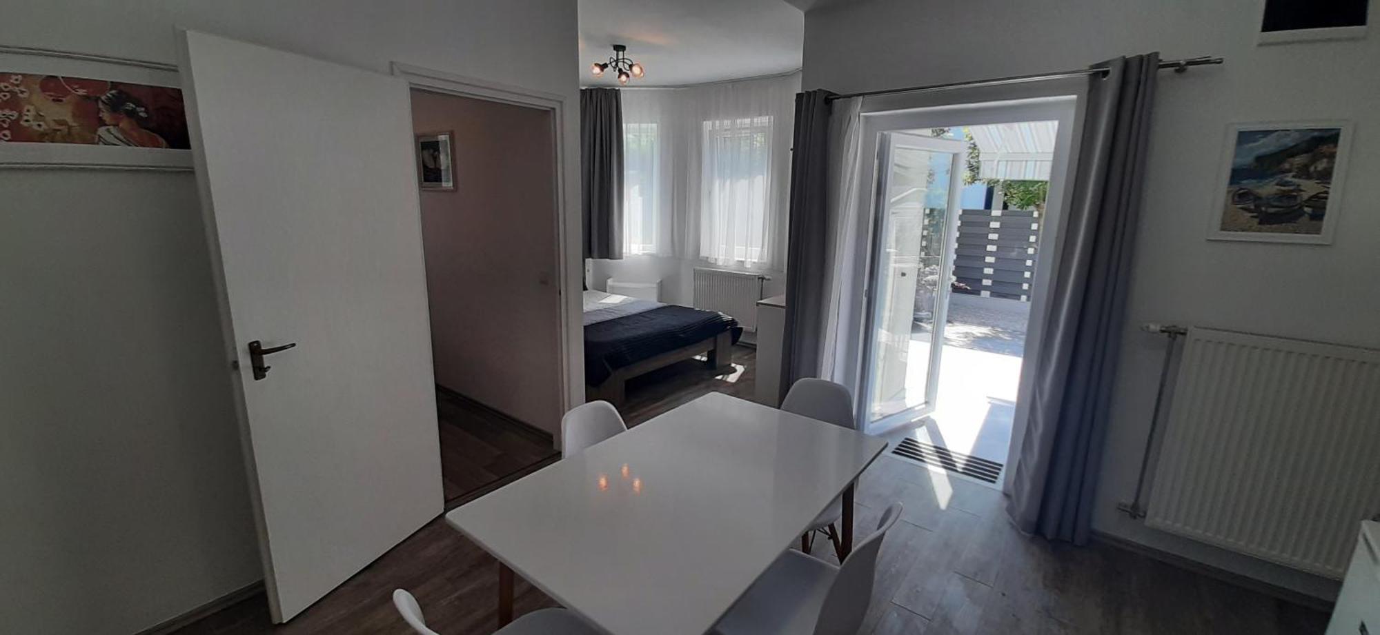 Ancsi Apartmanhaz Balatonlelle Zewnętrze zdjęcie