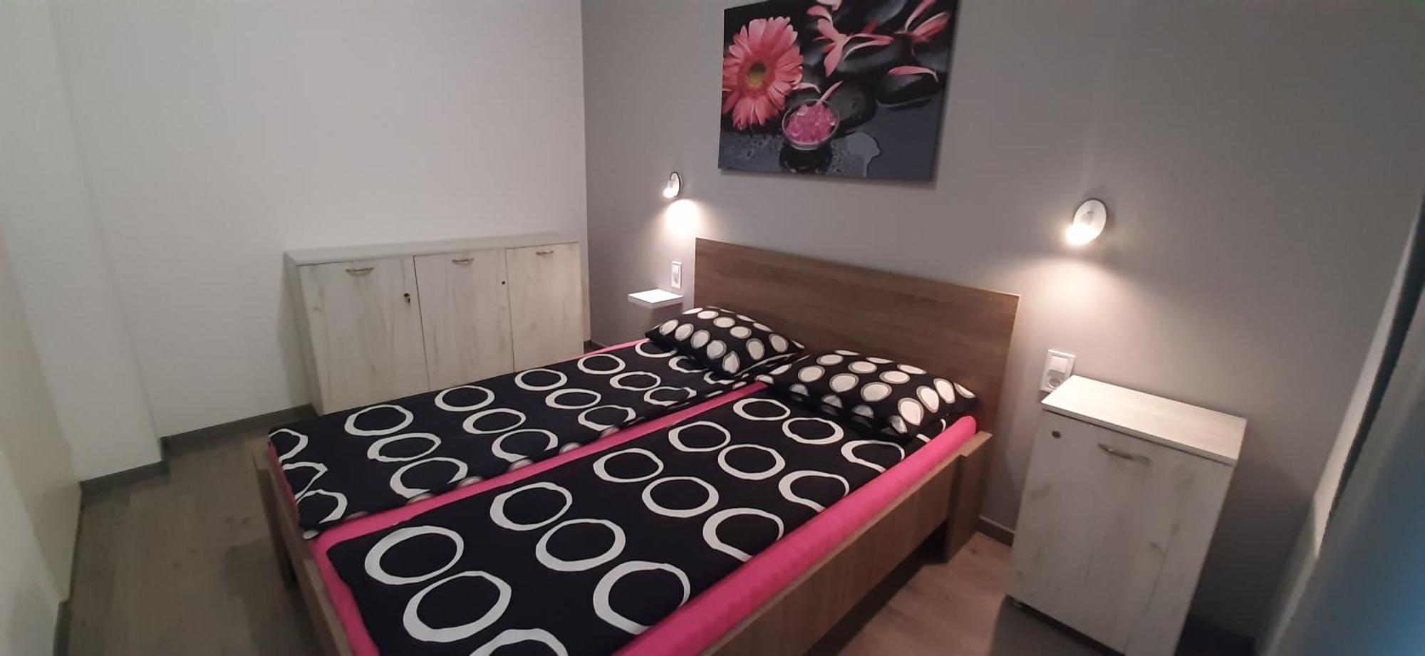 Ancsi Apartmanhaz Balatonlelle Zewnętrze zdjęcie